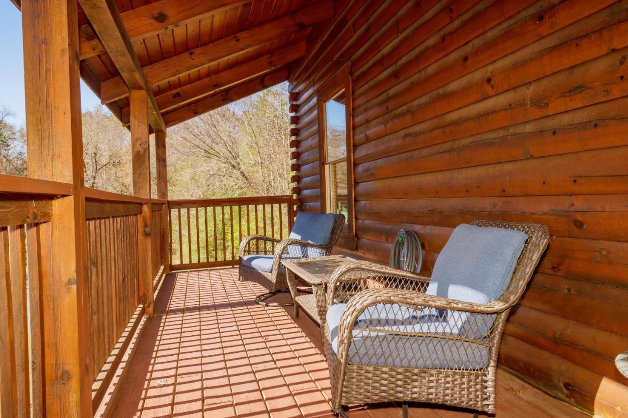 *Family Friendly Cabin Near Dollywood! Pigeon Forge Luaran gambar